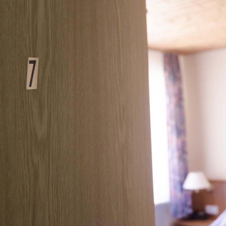 Zum Wikinger Hotel Neßmersiel Екстериор снимка