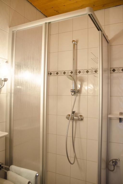 Zum Wikinger Hotel Neßmersiel Екстериор снимка