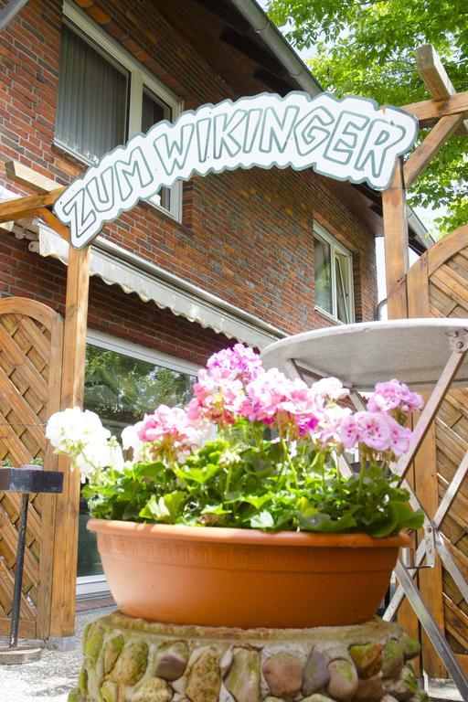 Zum Wikinger Hotel Neßmersiel Екстериор снимка