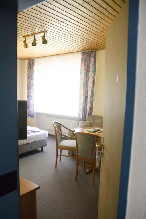 Zum Wikinger Hotel Neßmersiel Екстериор снимка
